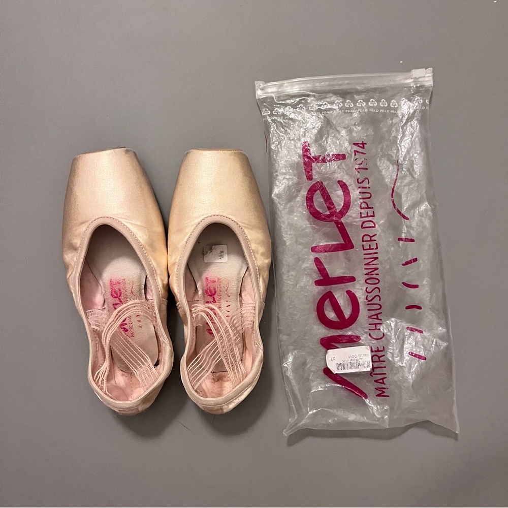 Use Pointe Shoes - For Crafts ONLY